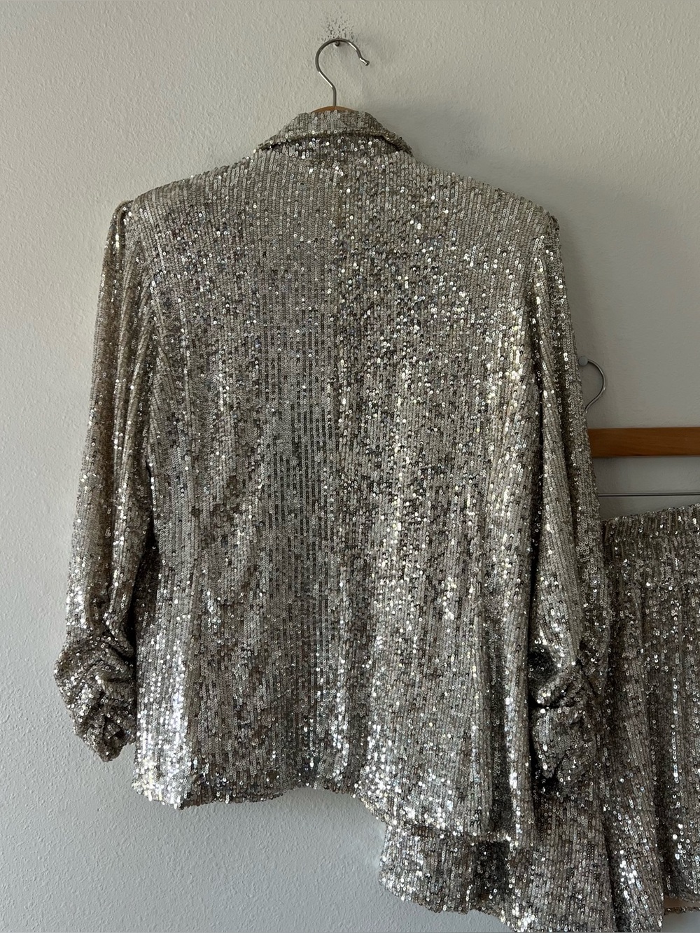 GENERATION LOVE | Sequin Serafina Open Blazer and Pull On Shorts Set | M/L - Picture 4 of 6